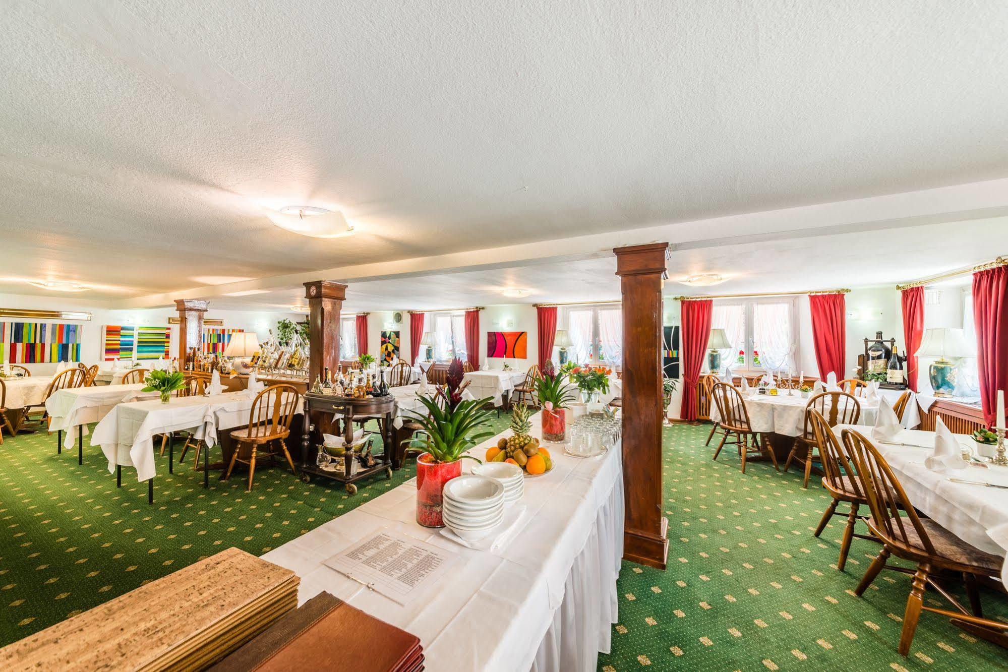 Hotel Goldener Sternen Konstanz Ngoại thất bức ảnh